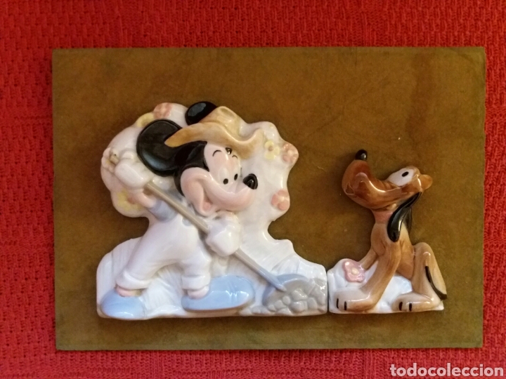 Antig&uuml;edades: CUADRO MIKY MAUS Y PLUTO EN CER&Aacute;MICA - Foto 1
