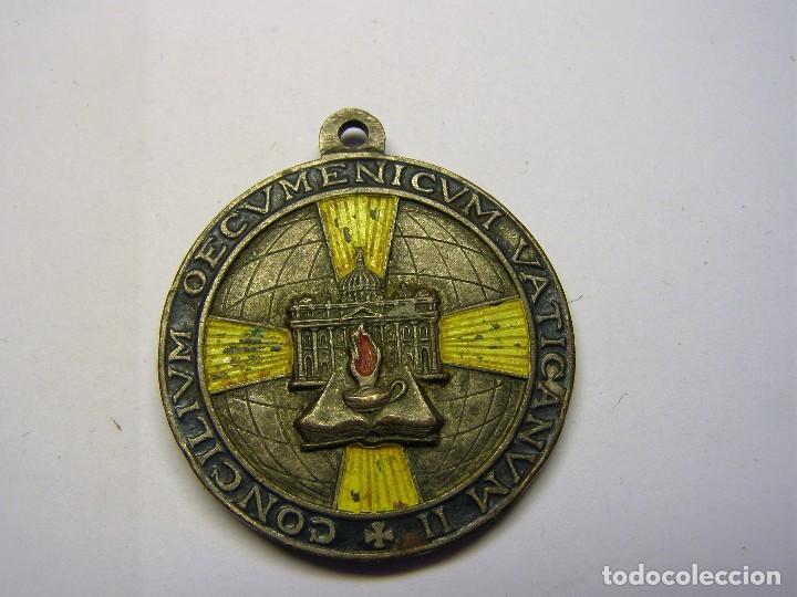 Antig&uuml;edades: Medalla Concilio Vaticano II. - Foto 2