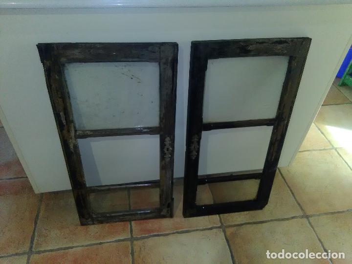 Antig&uuml;edades: 2 puertas mueble - Foto 1