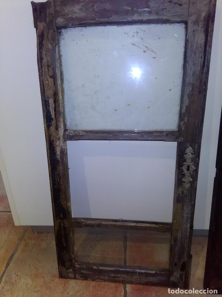 Antig&uuml;edades: 2 puertas mueble - Foto 2