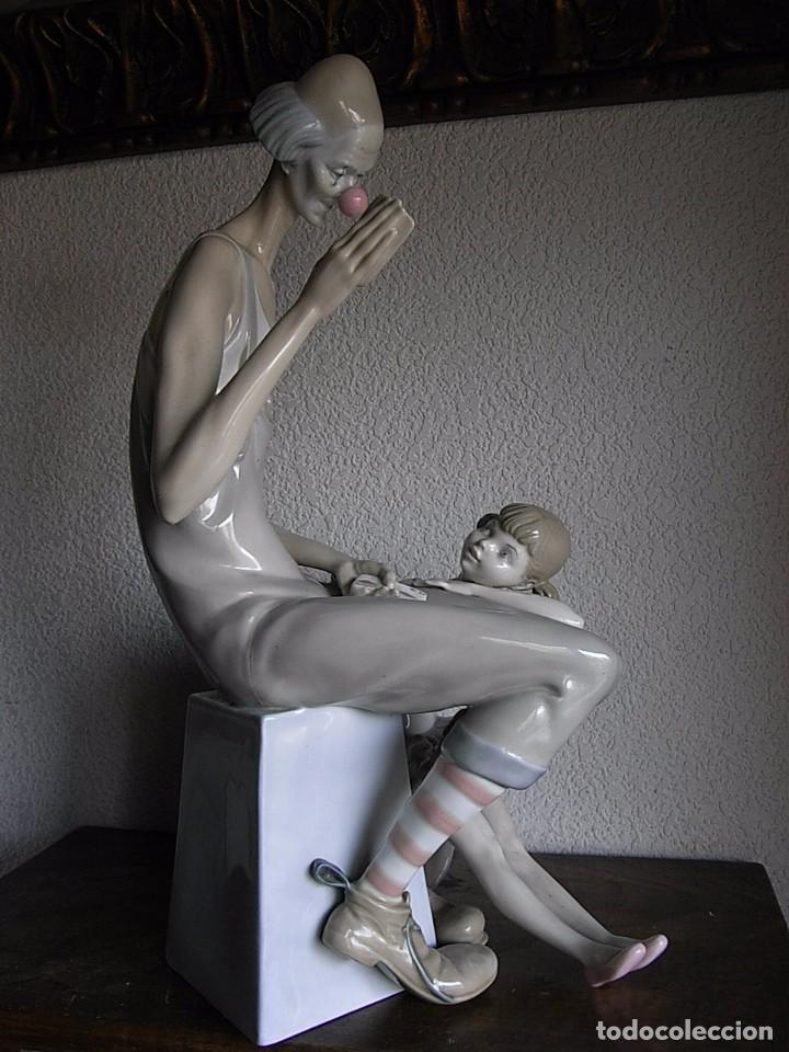 Antig&uuml;edades: PAYASO CON NI&Ntilde;A, LLADRO, 41 CMS. - Foto 8