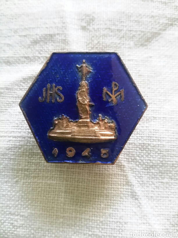 Antig&uuml;edades: Insignia de solapa esmaltada de 1945 - Foto 1