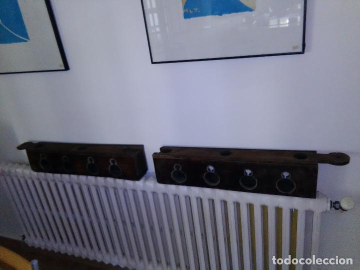 Antig&uuml;edades: Dos antiguos portacirios - Foto 1
