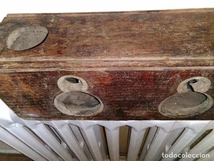 Antig&uuml;edades: Dos antiguos portacirios - Foto 2
