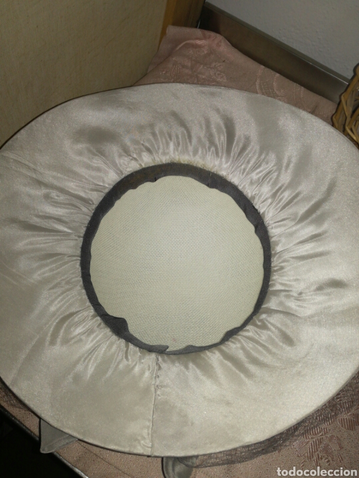Antig&uuml;edades: Sombrero pamela de raso - Foto 4
