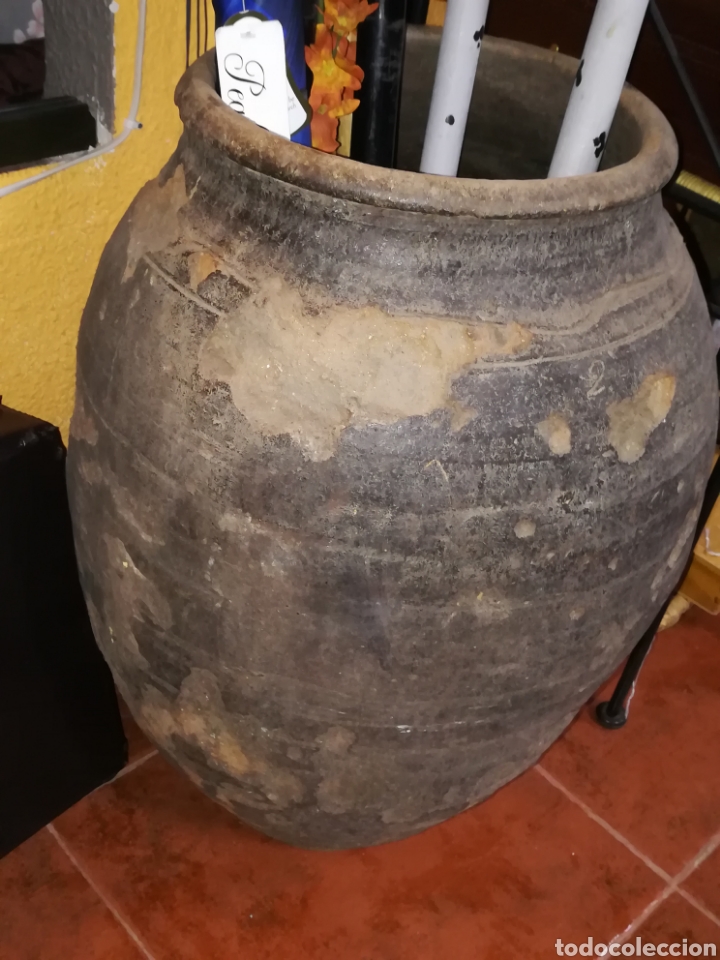 Antiquit&auml;ten: Ahora 60&euro; cantaro grande de barro.Muy antiguo y viejo.