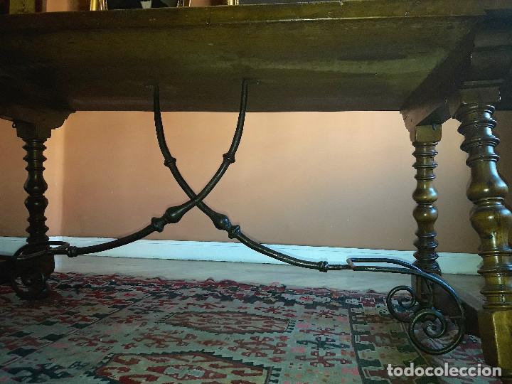 comedor completo estilo castellano en nogal mac - Buy Vintage furniture on  todocoleccion