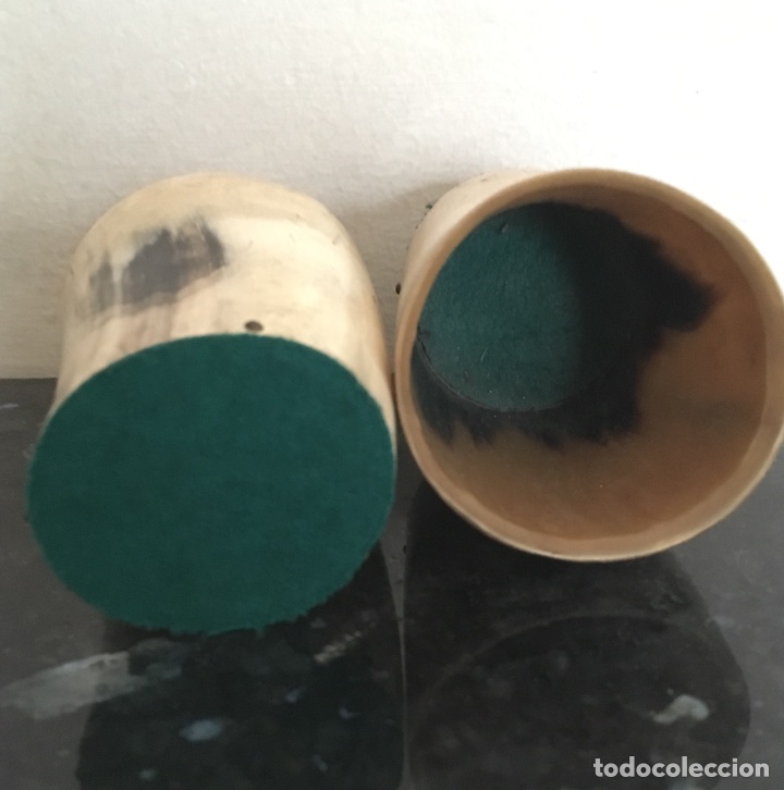 Antig&uuml;edades: Dos vasos asta de toro. - Foto 2