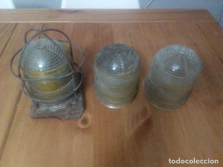 Antig&uuml;edades: Farol antiguo con cristales - Foto 1