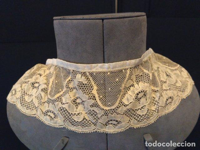 Antig&uuml;edades: ANTIGUO CUELLO DE ENCAJE BEIGE - Foto 2