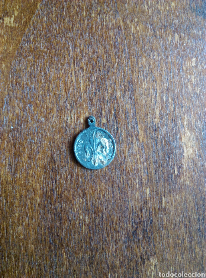 Antig&uuml;edades: Antigua medalla religiosa - Foto 1