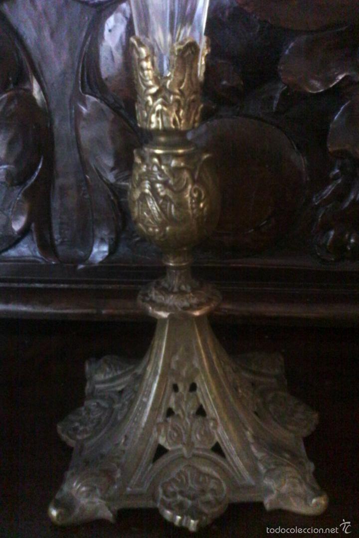 Antig&uuml;edades: antiguo jarr&oacute;n violetero tulipero centro de mesa base bronce - Foto 18