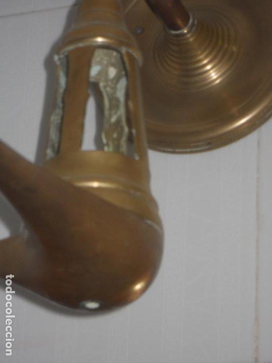 Antig&uuml;edades: CANDIL EN BRONCE - Foto 2