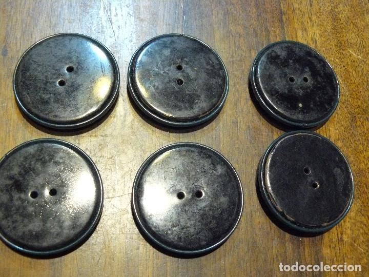 Antig&uuml;edades: 6 BOTONES EXTRA GRANDES- VINTAGE - Foto 5