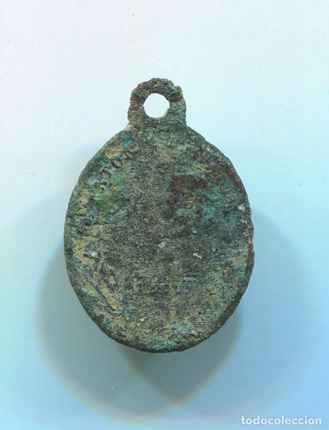 Antig&uuml;edades: Medalla antigua a identificar. San Antonio - Foto 2