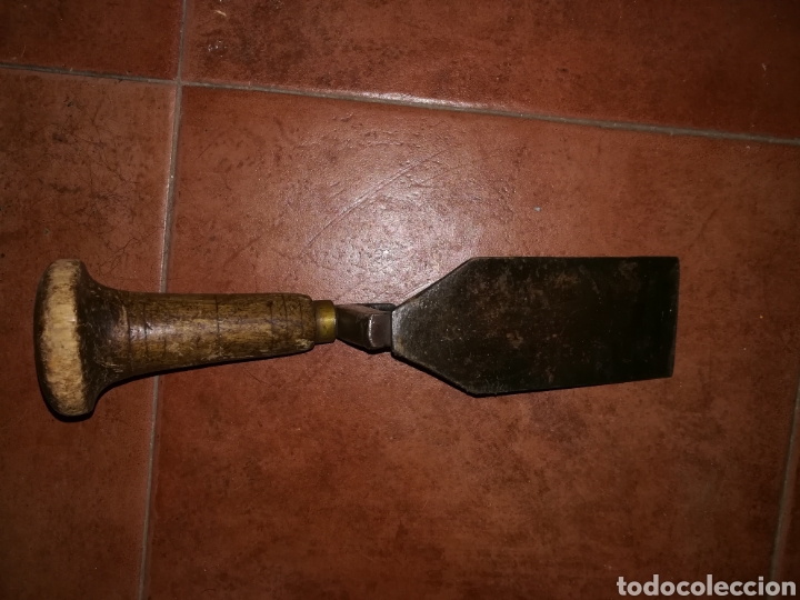 Antig&uuml;edades: Util de herrero,para tallar pezu&ntilde;as - Foto 3