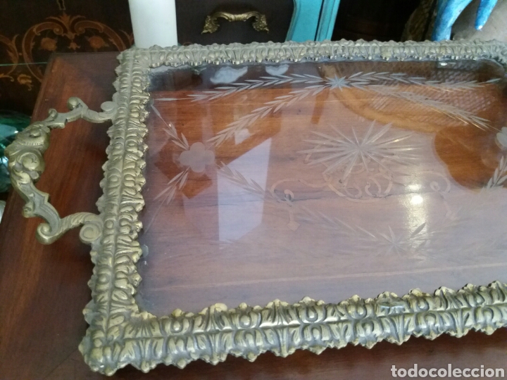 Antig&uuml;edades: BANDEJA DE BRONCE Y CRISTAL TALLADO - Foto 2