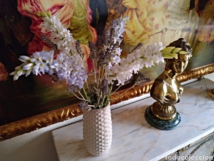 Antig&uuml;edades: Jarr&oacute;n con lavanda y narcisos artificiales - Foto 7