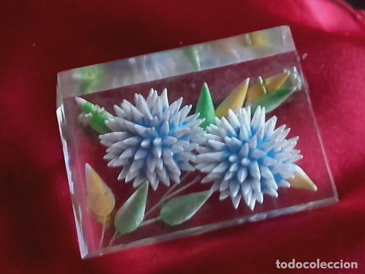 Antig&uuml;edades: Broche metacrilato - Foto 3
