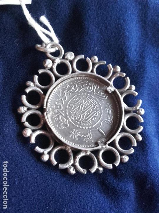 Antig&uuml;edades: Colgante Moneda de plata oriental - Foto 1