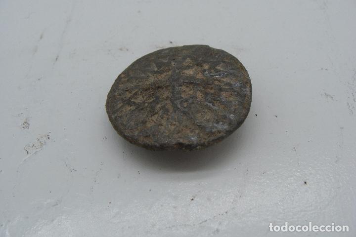 Antig&uuml;edades: Bot&oacute;n medieval - 3 cm. - Foto 1
