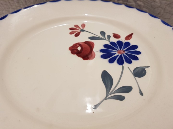 Antig&uuml;edades: Vajilla de semiporcelana Salins modelo Sylvain - Foto 1