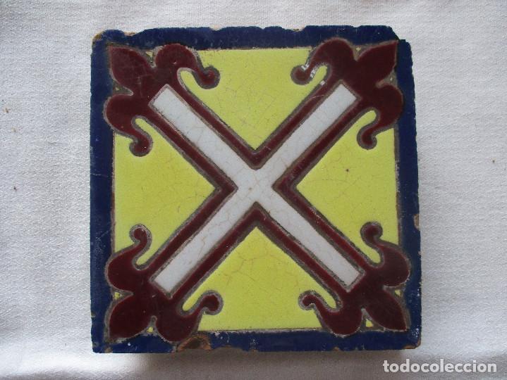 Antig&uuml;edades: Azulejo Ramos Rejano Heraldico - Foto 1