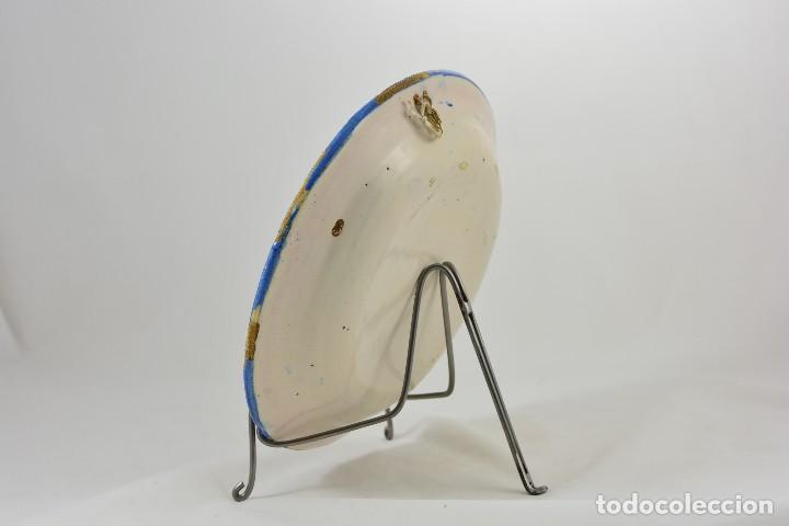 Antig&uuml;edades: Plato de cer&aacute;mica de Manises - Foto 4