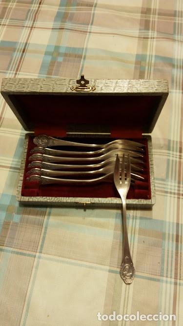 Antig&uuml;edades: Juego de cubiertos antiguo Peka - Foto 1
