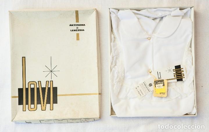 Antiguidades: Camis&oacute;n de lencer&iacute;a fina Lovi. A&ntilde;os 60. Nuevo en su caja y con etiquetas.