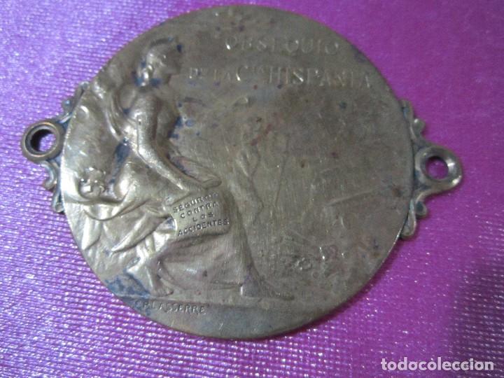Antig&uuml;edades: MEDALLA OBSEQUIO DE LA COMPA&Ntilde;IA DE SEGUROS HISPANIA RARA E2 C21 - Foto 1