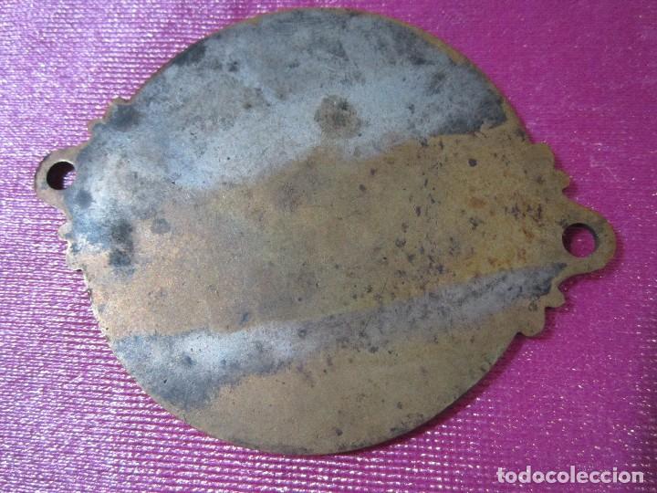 Antig&uuml;edades: MEDALLA OBSEQUIO DE LA COMPA&Ntilde;IA DE SEGUROS HISPANIA RARA E2 C21 - Foto 5