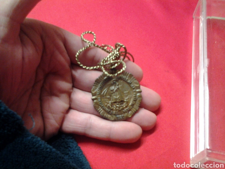Antig&uuml;edades: Medalla del 50 Aniversario de los Pztronos de Elda - Foto 3