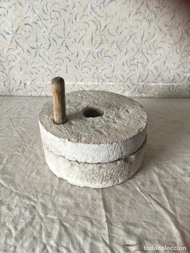 Antig&uuml;edades: PIEDRAS PRENSA MOLINO - Foto 1
