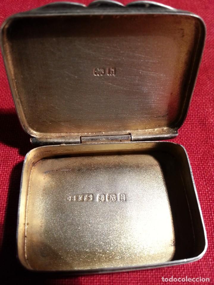 Antig&uuml;edades: PASTILLERO DE PLATA . - Foto 3