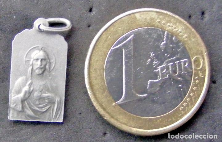 Antig&uuml;edades: MEDALLA, N.S. DE LA CLEVA - Foto 2