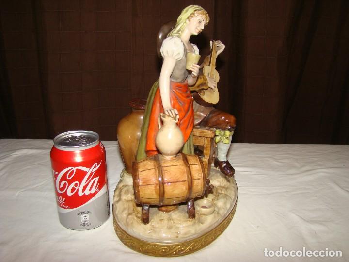 Antig&uuml;edades: FIGURA DE PORCELANA - Foto 3