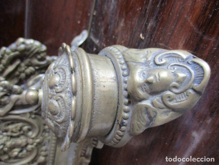 Antig&uuml;edades: Escribania de bronce siglo XIX - Foto 3