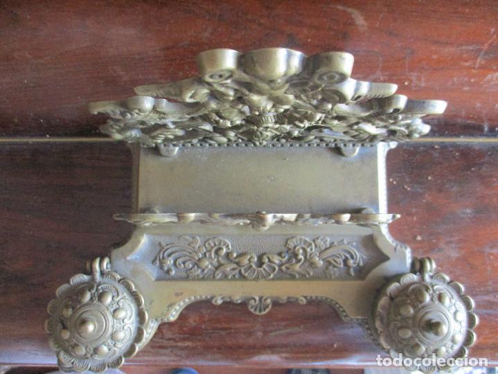 Antig&uuml;edades: Escribania de bronce siglo XIX - Foto 4