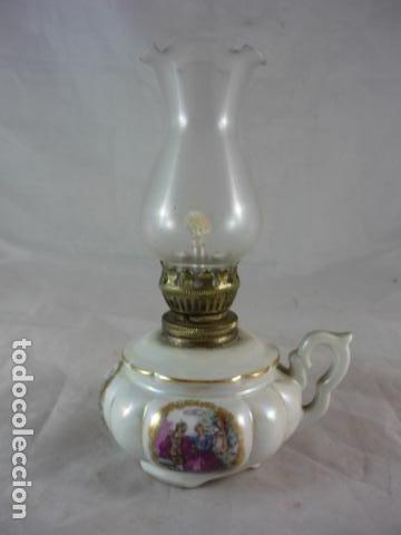 Antig&uuml;edades: Quinque de Porcelana - 18cm - Foto 2