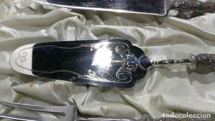Antig&uuml;edades: Estuche de 3 piezas de trinchar plateadas. - Foto 3