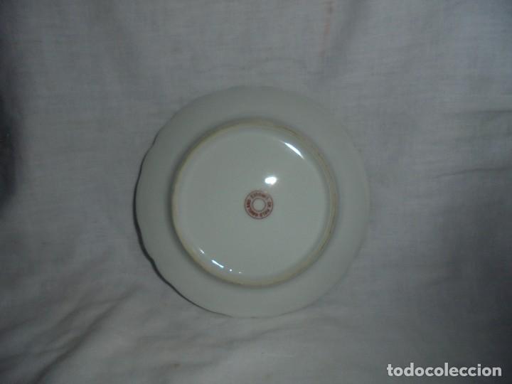 Antig&uuml;edades: PLATO DE LIMOGES CON ESCENA DE PATOS - Foto 3