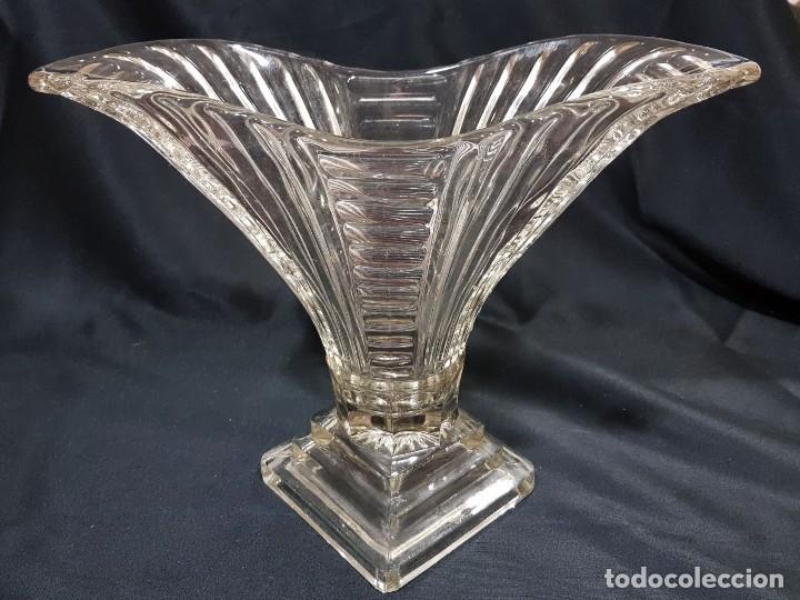 Antig&uuml;edades: Jarr&oacute;n vintage hecho con molde. - Foto 1
