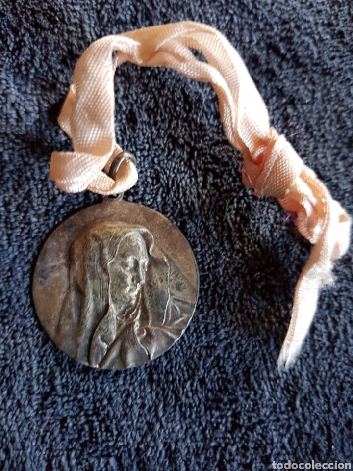 Antig&uuml;edades: Antigua medalla plata virgen - Foto 1