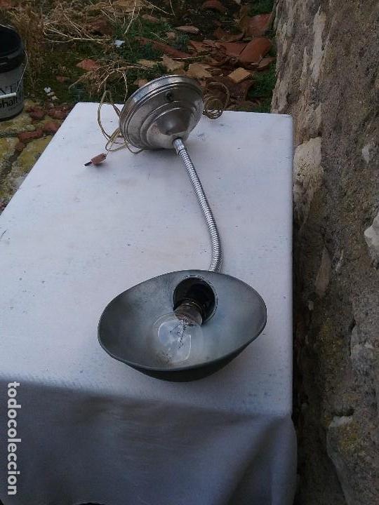 Antig&uuml;edades: Flexo, lampara de mesa. - Foto 2