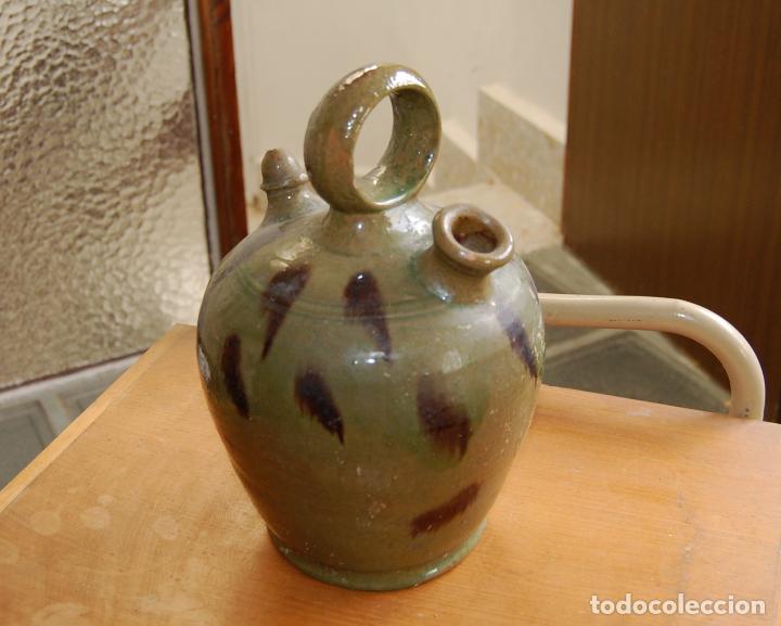 Antig&uuml;edades: BOTIJO ANTIGUO VIDRIADO EN VERDE - Foto 1