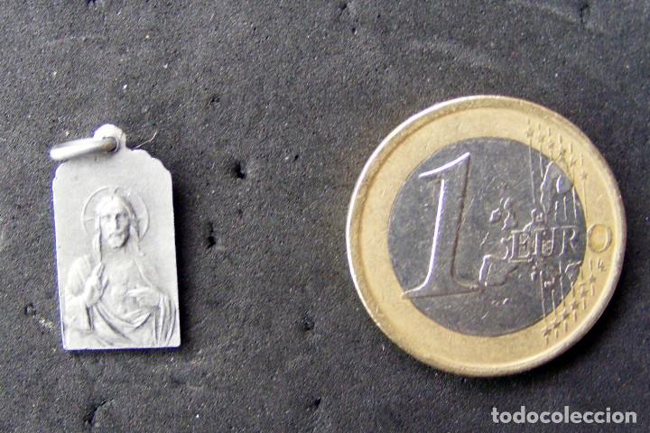 Antig&uuml;edades: MEDALLA, N. S. DE LA CLEVA - Foto 2