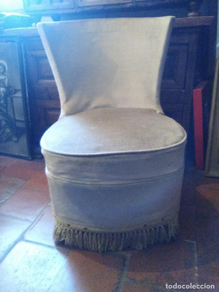 Antig&uuml;edades: Sill&oacute;n descalzadora. - Foto 1