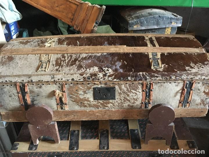 Antig&uuml;edades: BA&Uacute;L ANTIGUO - Foto 1