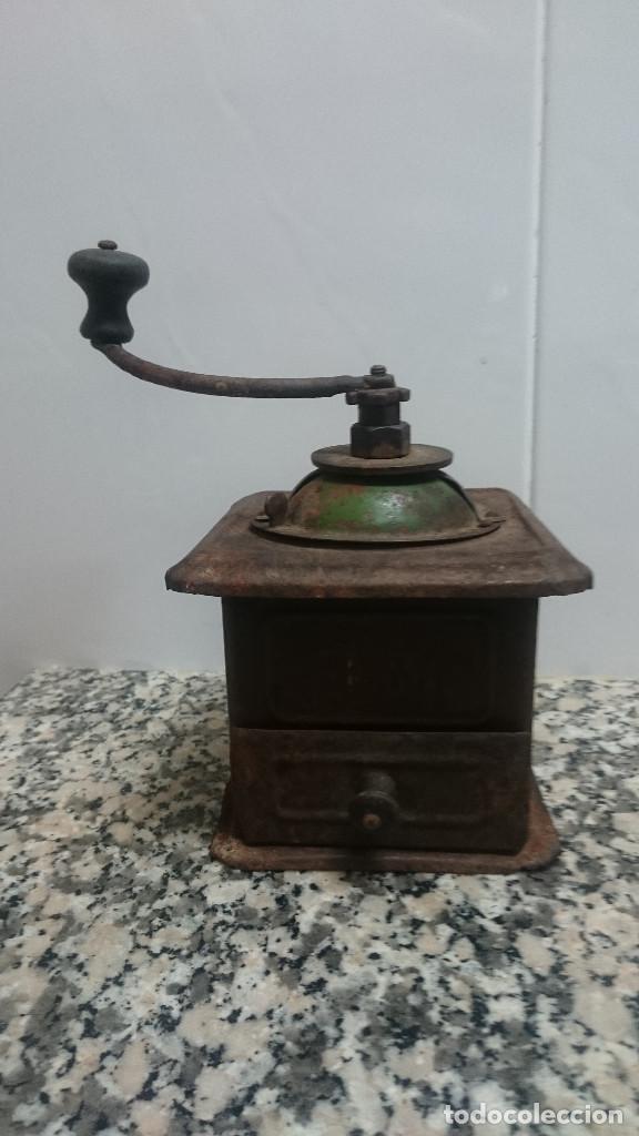 Antig&uuml;edades: ANTIGUO MOLINILLO DE CAFE MARCA ELMA METALICO